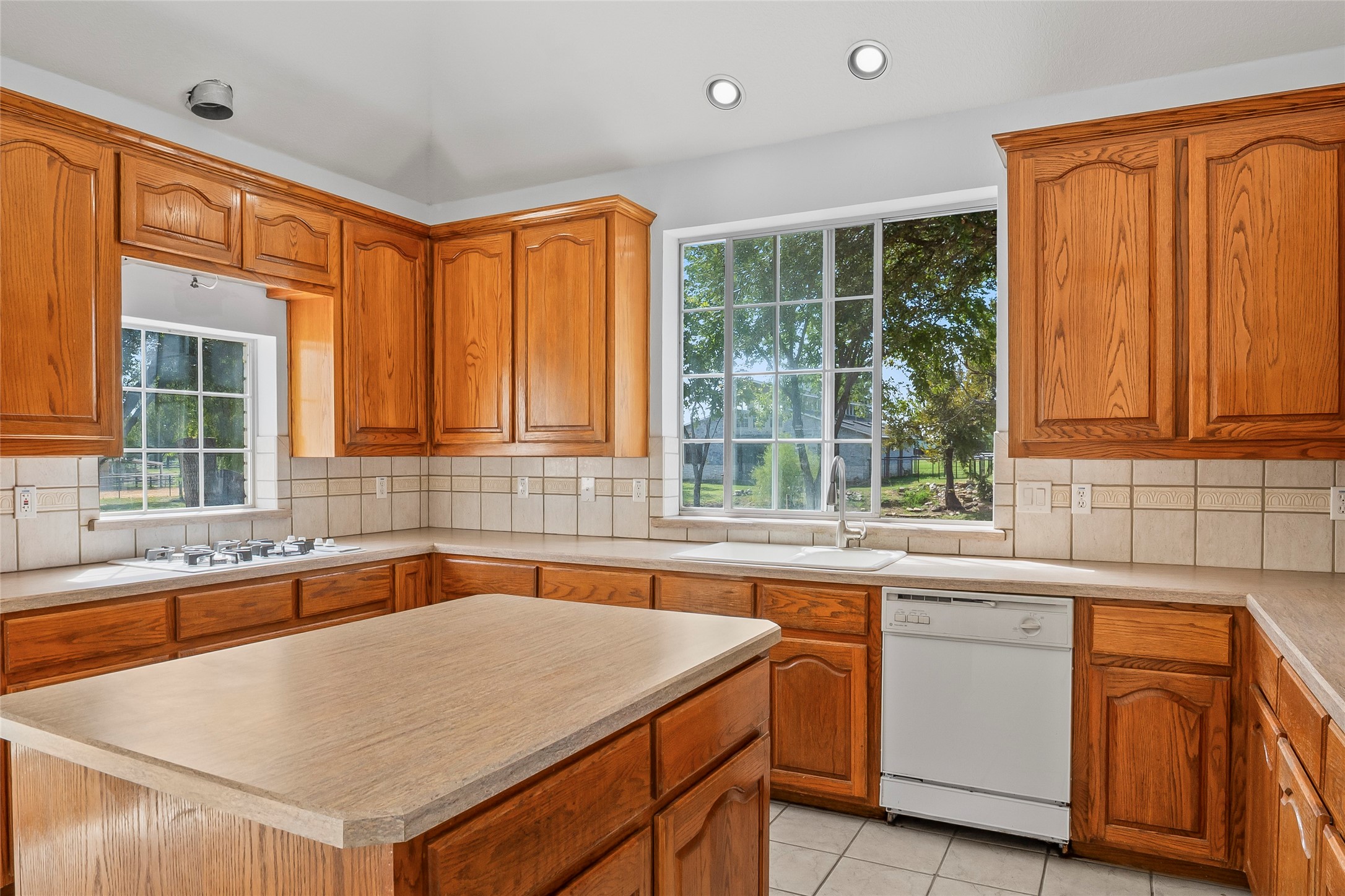 1082 Post Oak Road Copper Canyon TX 76226