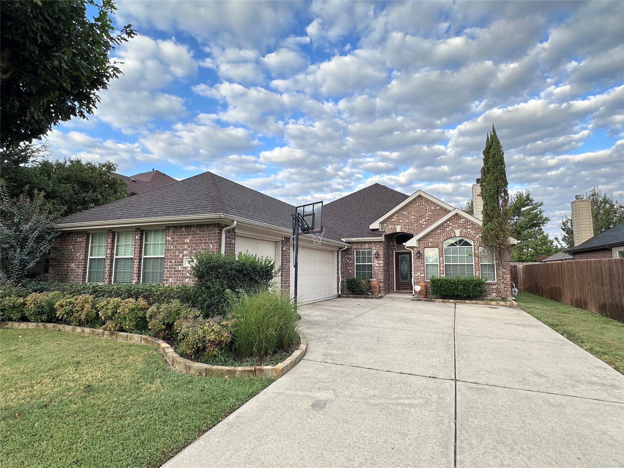 2319 Collin Drive Grand Prairie TX 75052