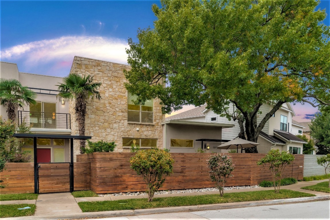 5615 La Foy Boulevard Dallas TX 75209