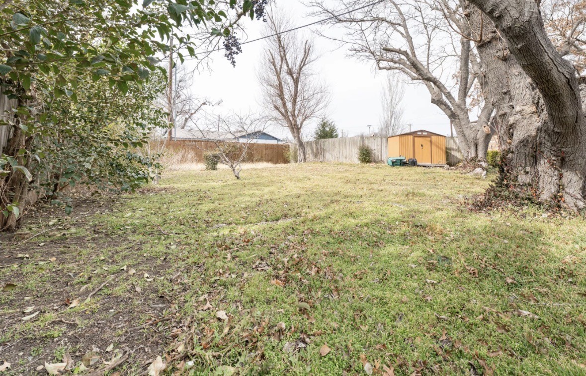 909 Bradfield Drive Garland TX 75042