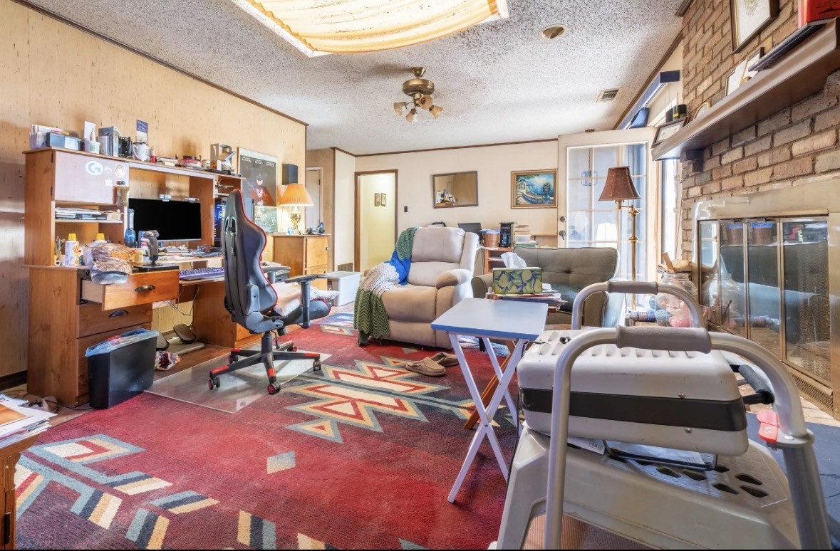 909 Bradfield Drive Garland TX 75042