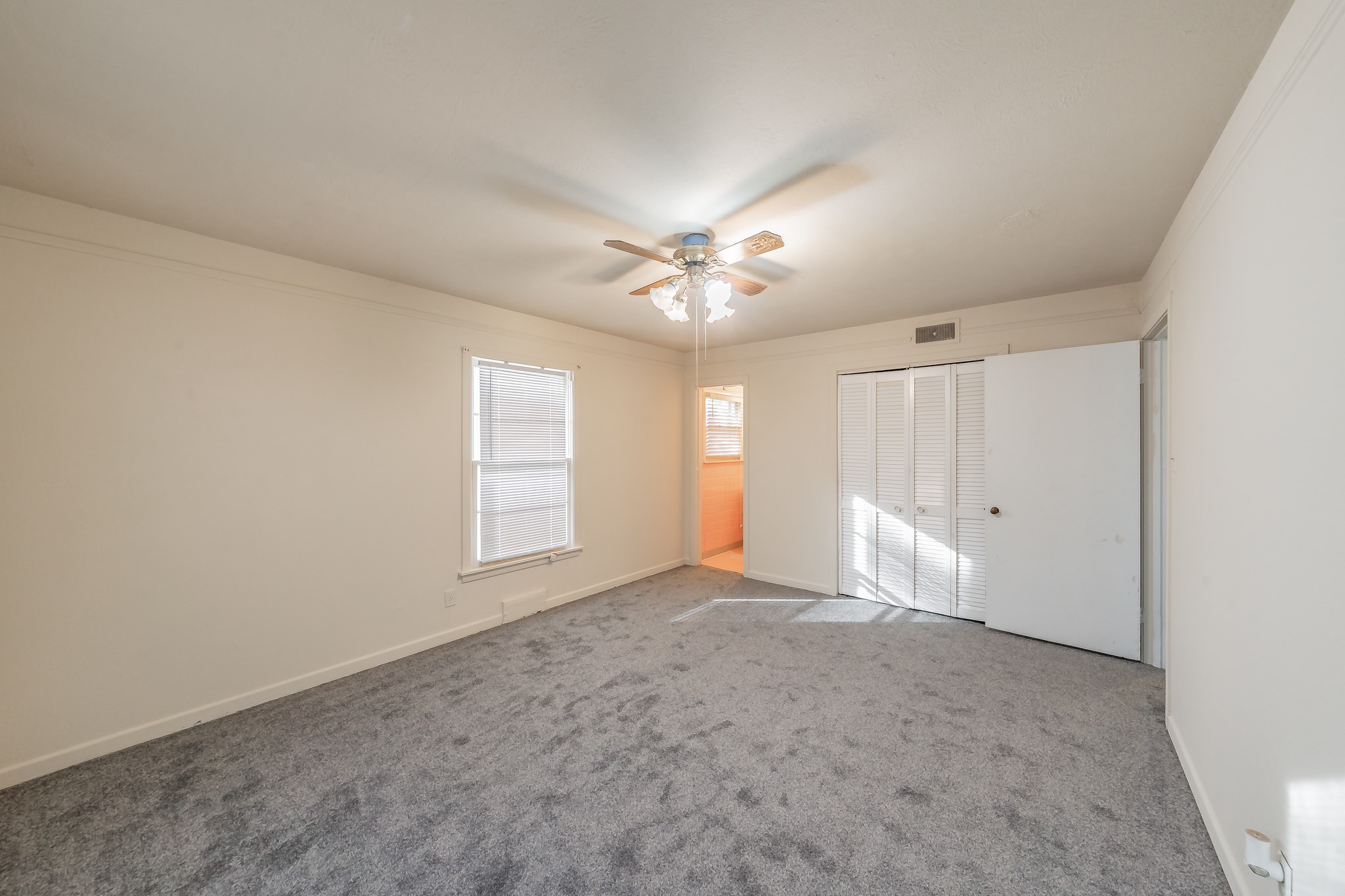 3905 London Lane Richland Hills TX 76118
