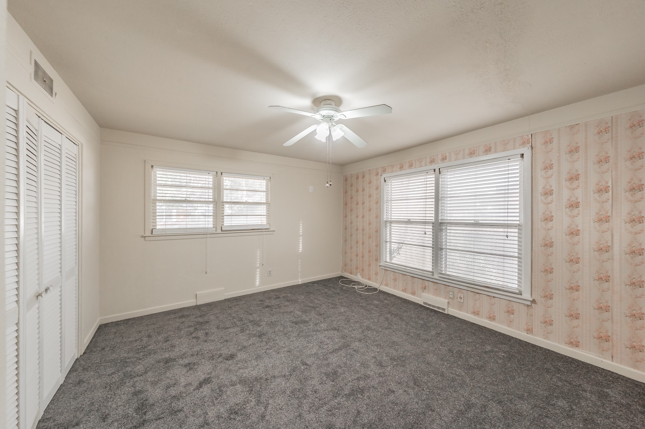 3905 London Lane Richland Hills TX 76118