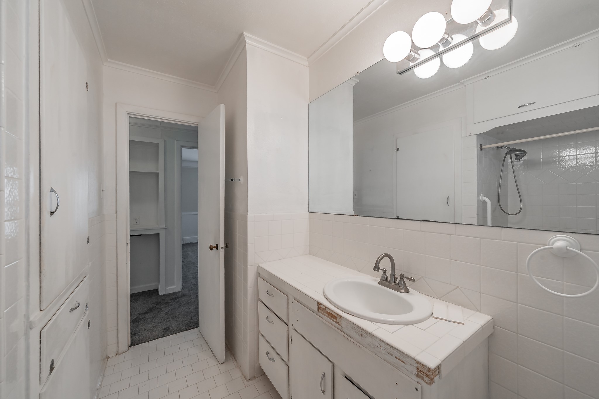 3905 London Lane Richland Hills TX 76118