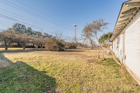 3905 London Lane Richland Hills TX 76118