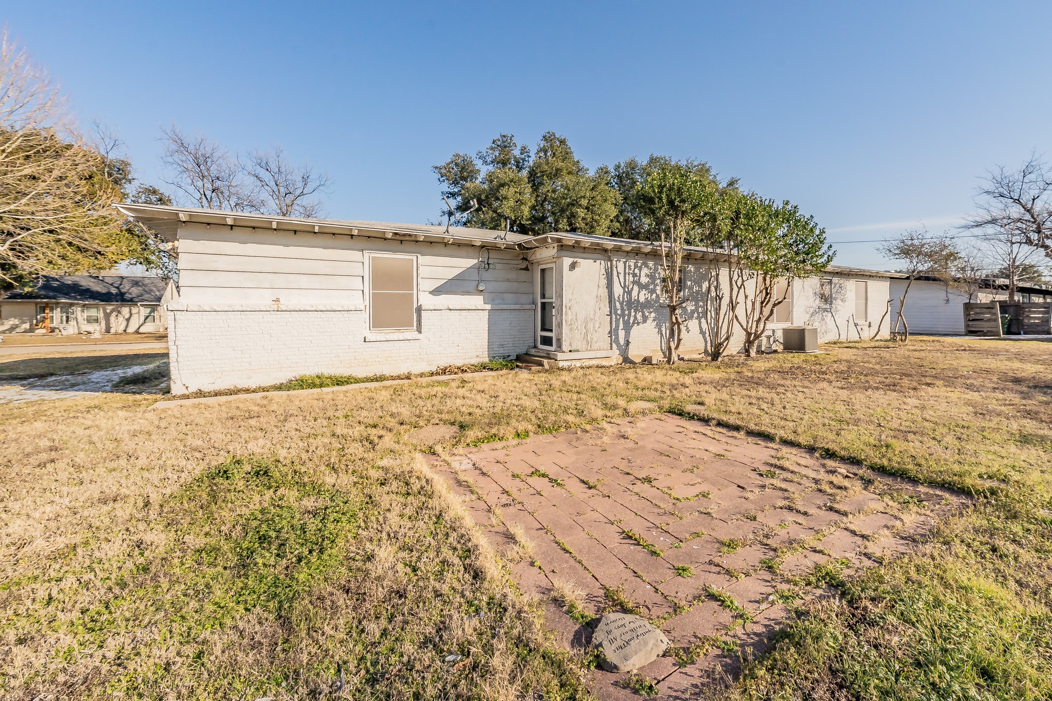 3905 London Lane Richland Hills TX 76118