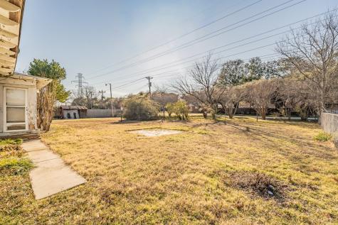 3905 London Lane Richland Hills TX 76118