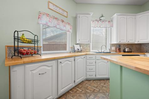 905 Evandale Road Burleson TX 76028