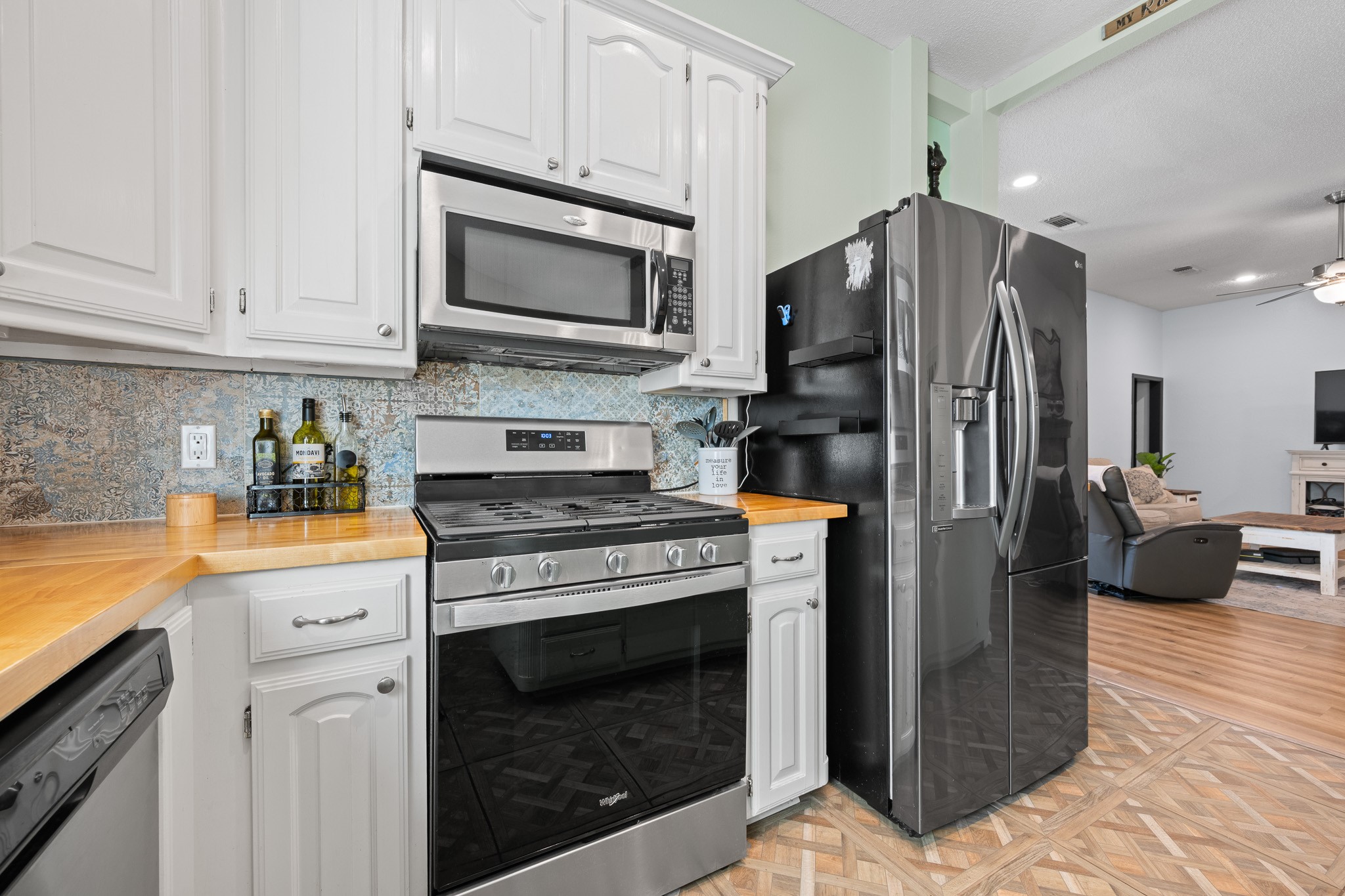 905 Evandale Road Burleson TX 76028