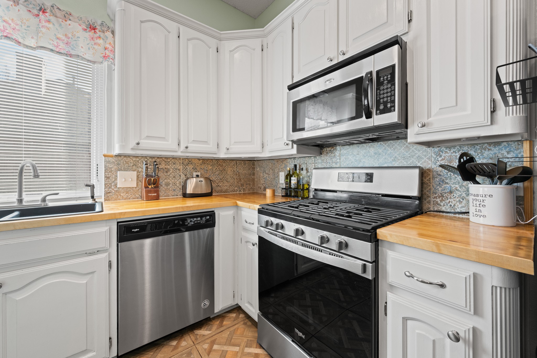 905 Evandale Road Burleson TX 76028