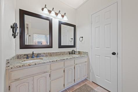 905 Evandale Road Burleson TX 76028
