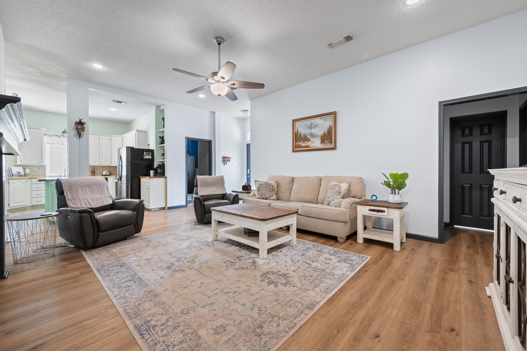 905 Evandale Road Burleson TX 76028