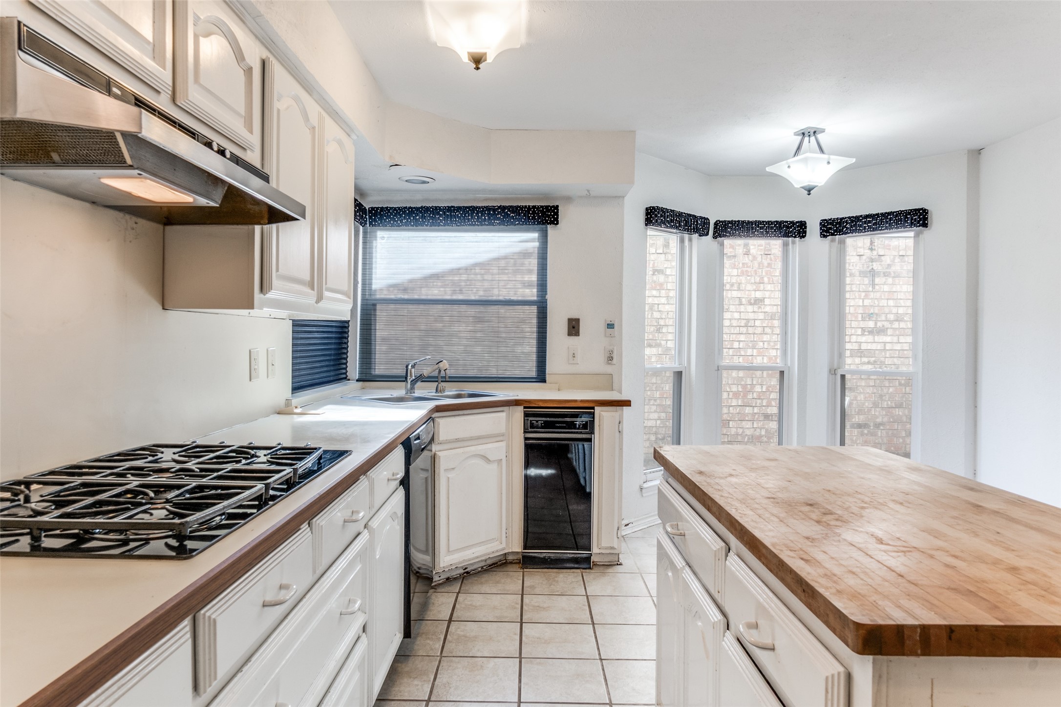 3216 Trevolle Place Dallas TX 75204