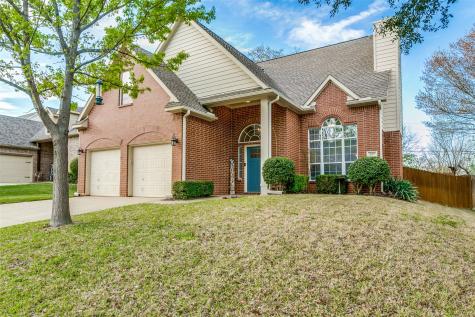 527 Clancy Lane Lake Dallas TX 75065