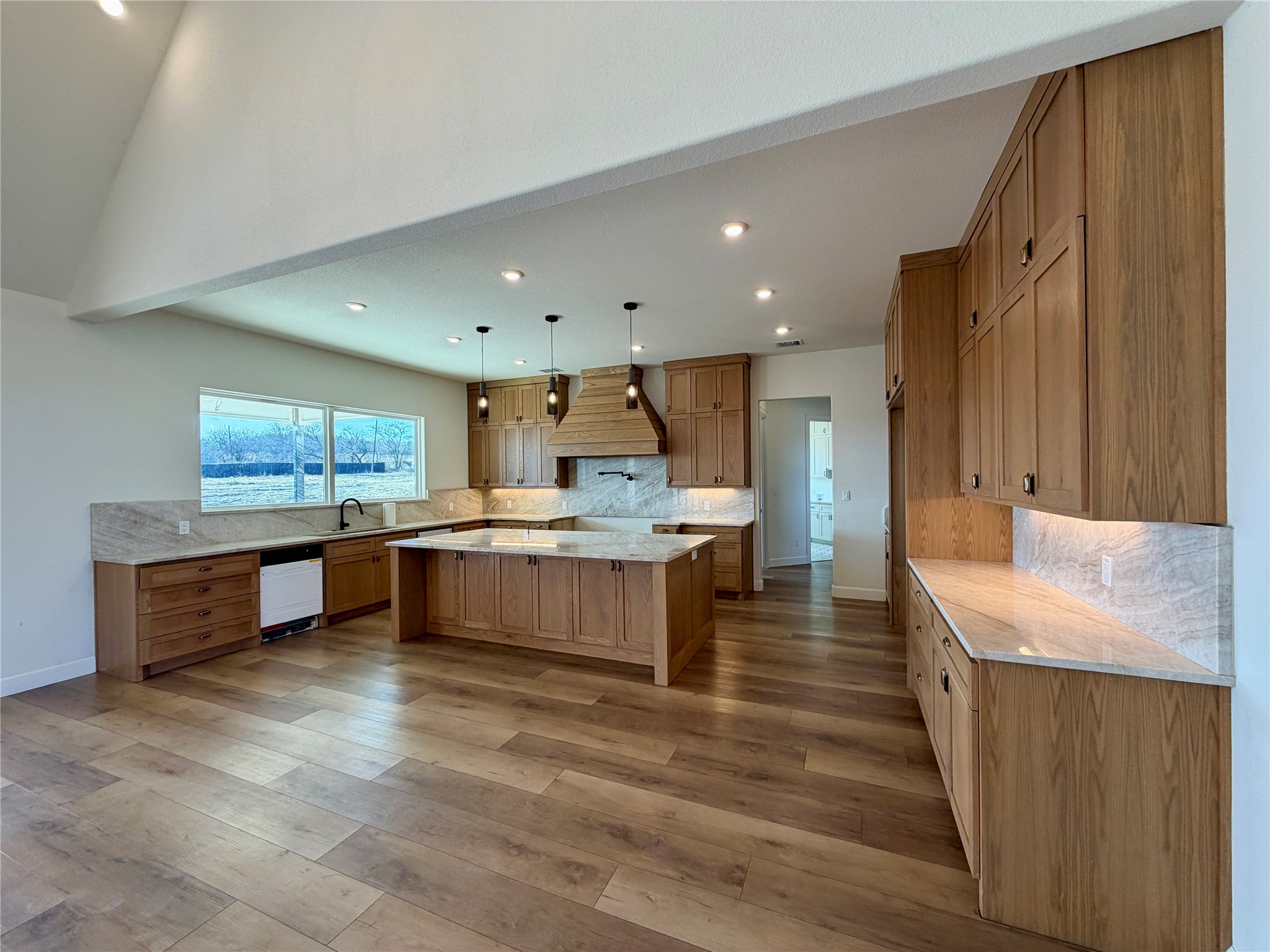2798 Mockingbird Lane Moody TX 76557