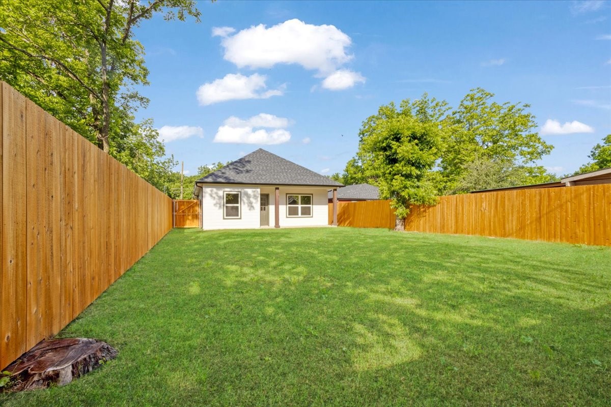 413 N Colbert Avenue Sherman TX 75090