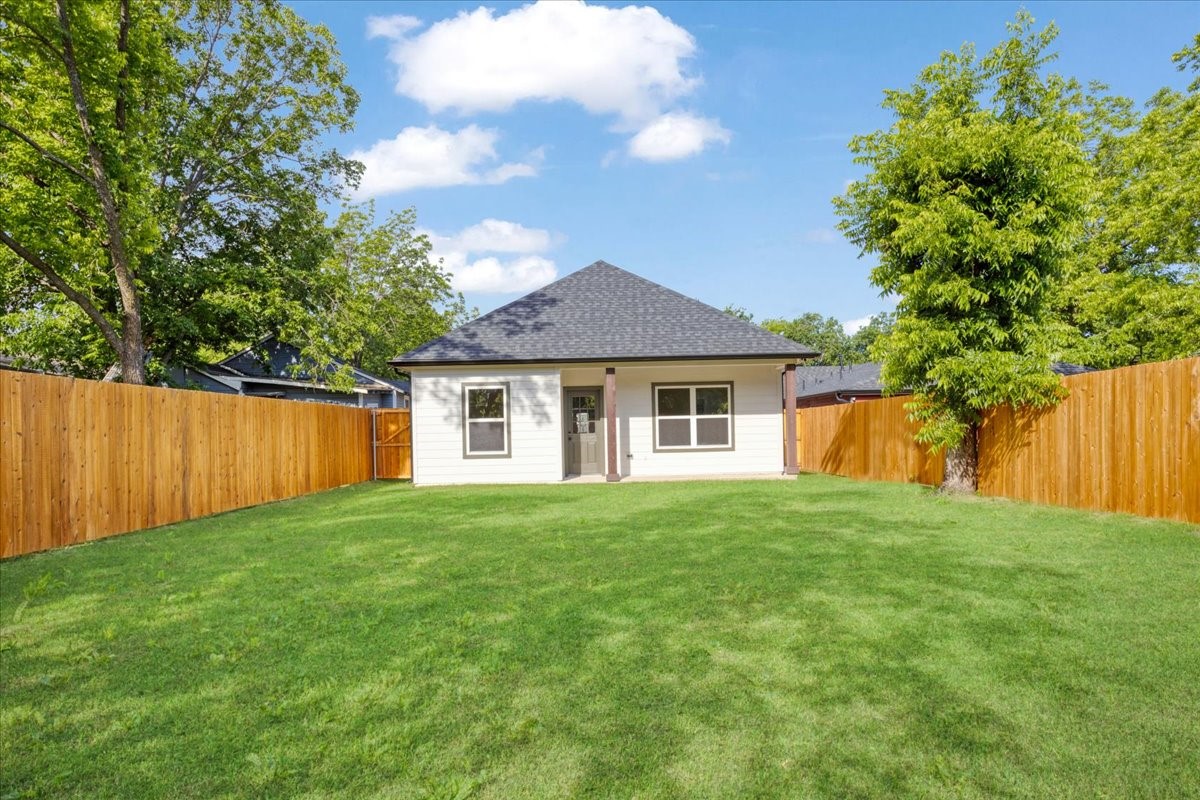 413 N Colbert Avenue Sherman TX 75090