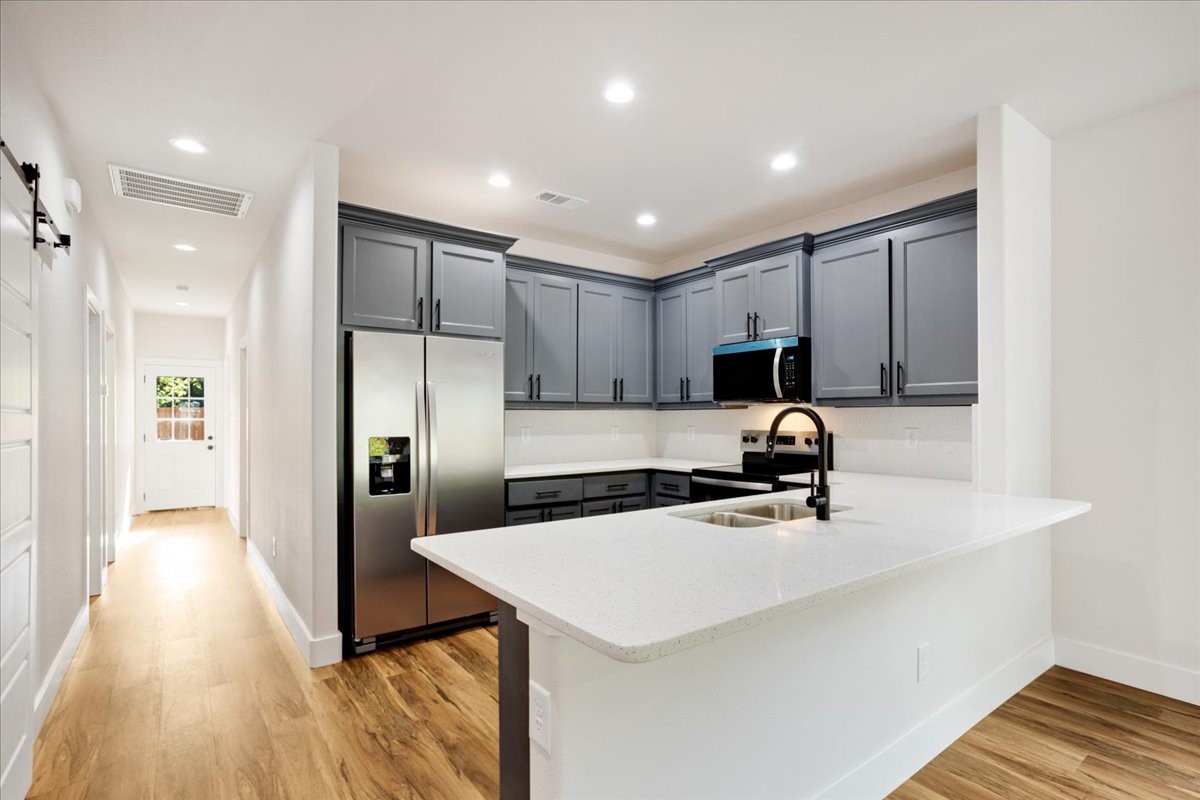 413 N Colbert Avenue Sherman TX 75090