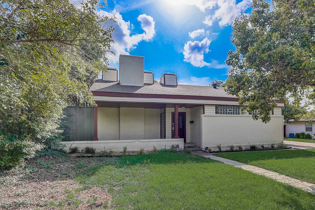 11417 Lochwood Boulevard Dallas TX 75218