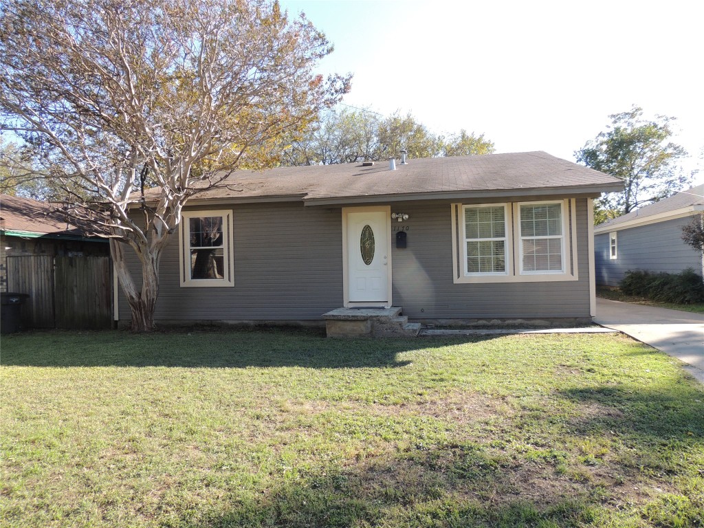 1170 Debbie Street Fort Worth TX 76115
