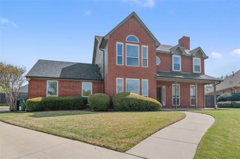 500 Quail Cove Court Hurst TX 76054
