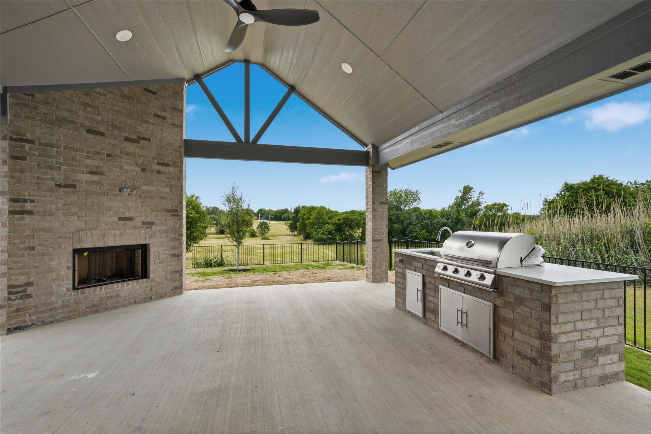 312 3rd Street Hillsboro TX 76645