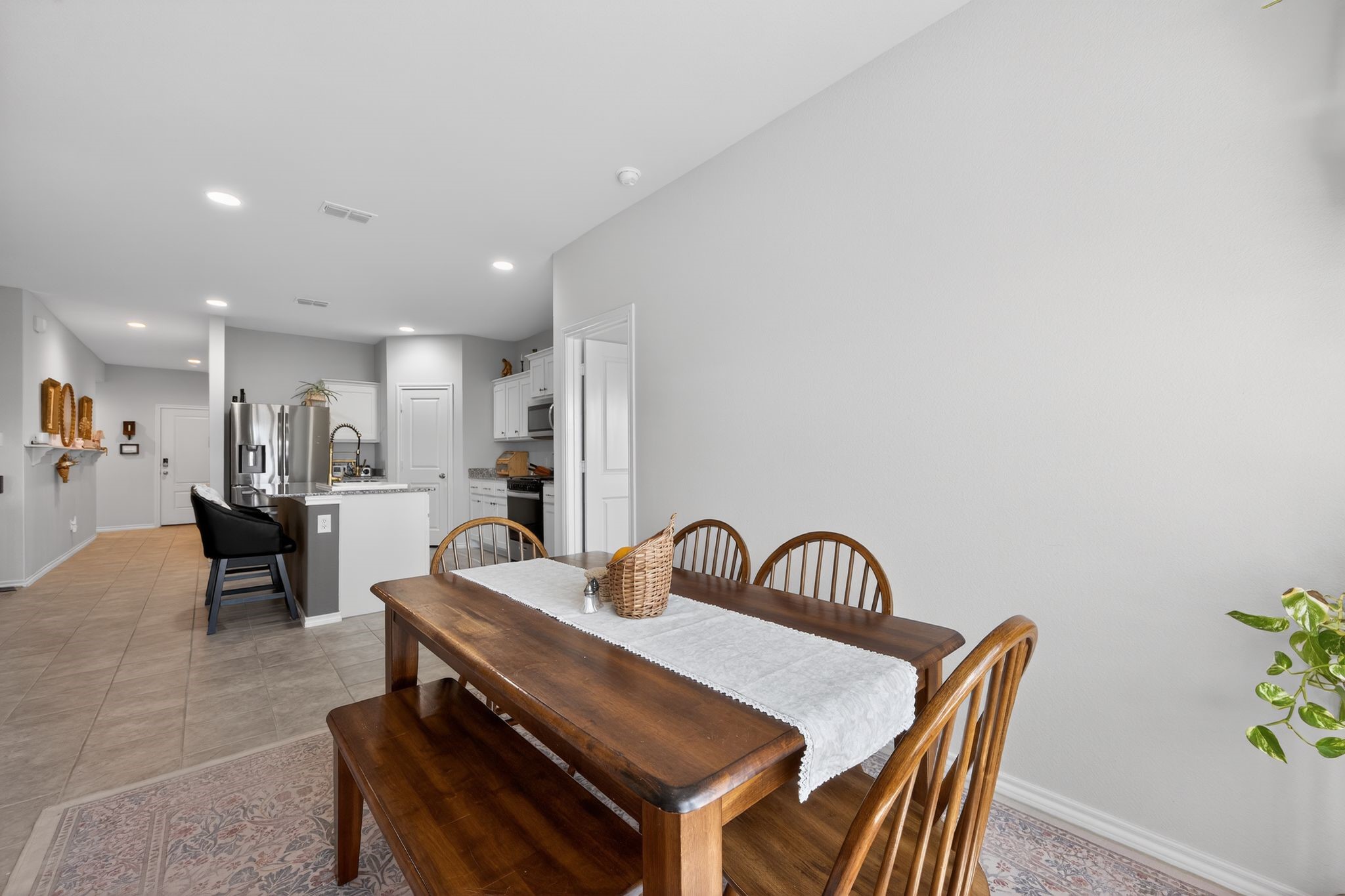 721 Whitecomb Lane Justin TX 76247