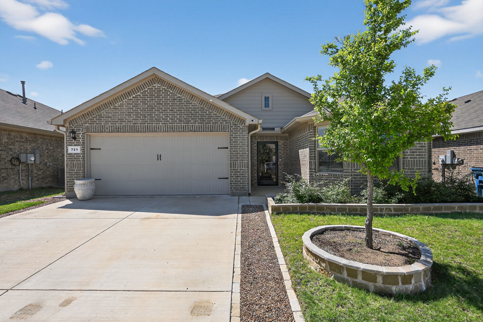721 Whitecomb Lane Justin TX 76247