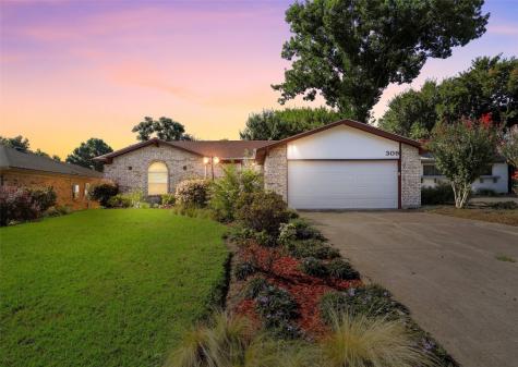 309 Kirby Creek Drive Grand Prairie TX 75052