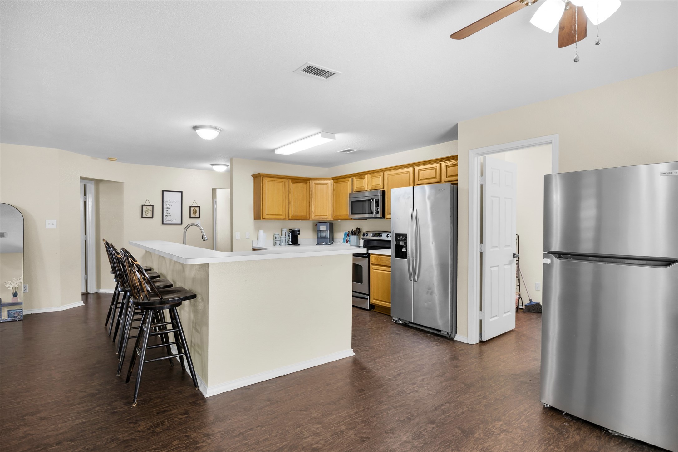 313 Angela Drive Burleson TX 76028