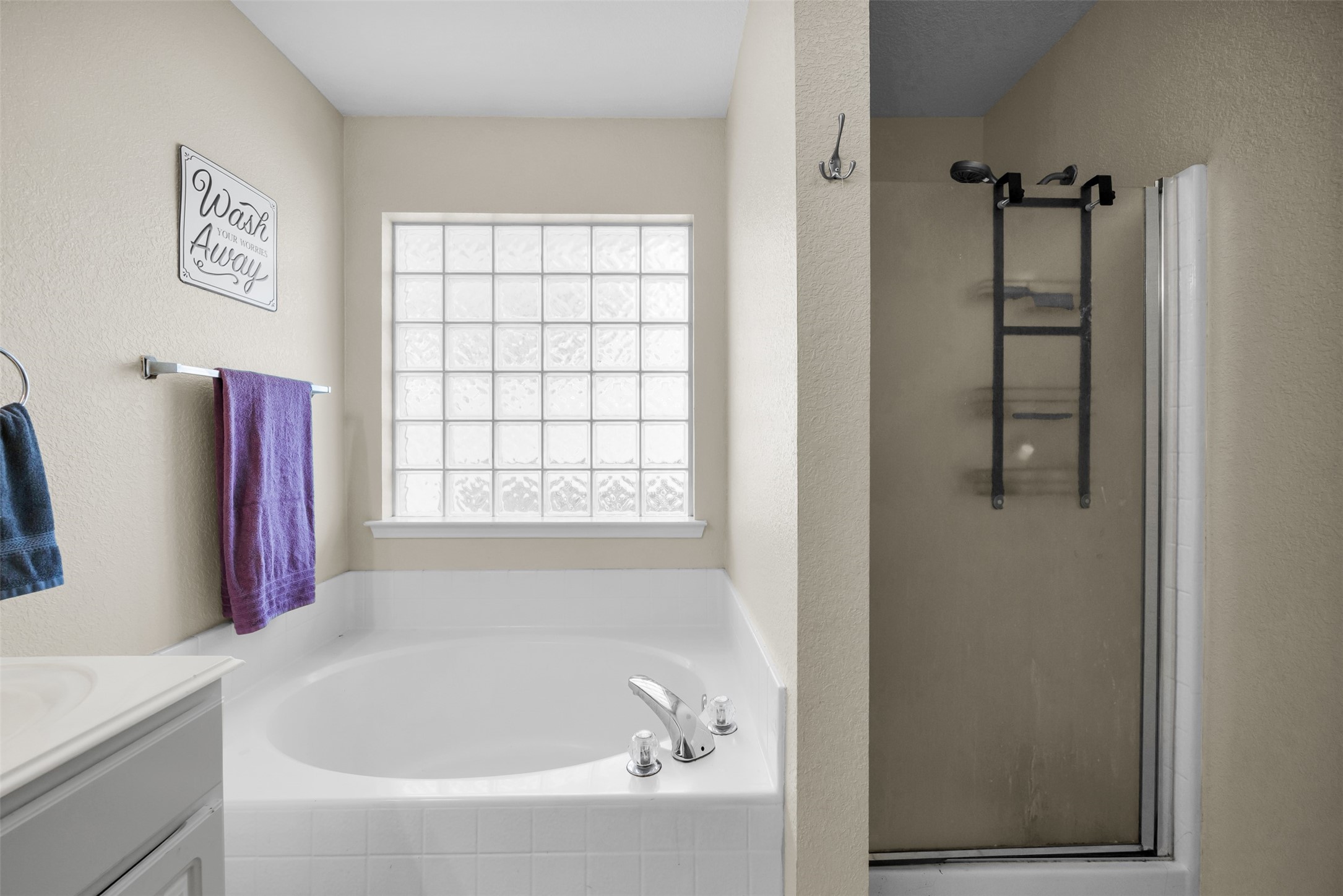 313 Angela Drive Burleson TX 76028
