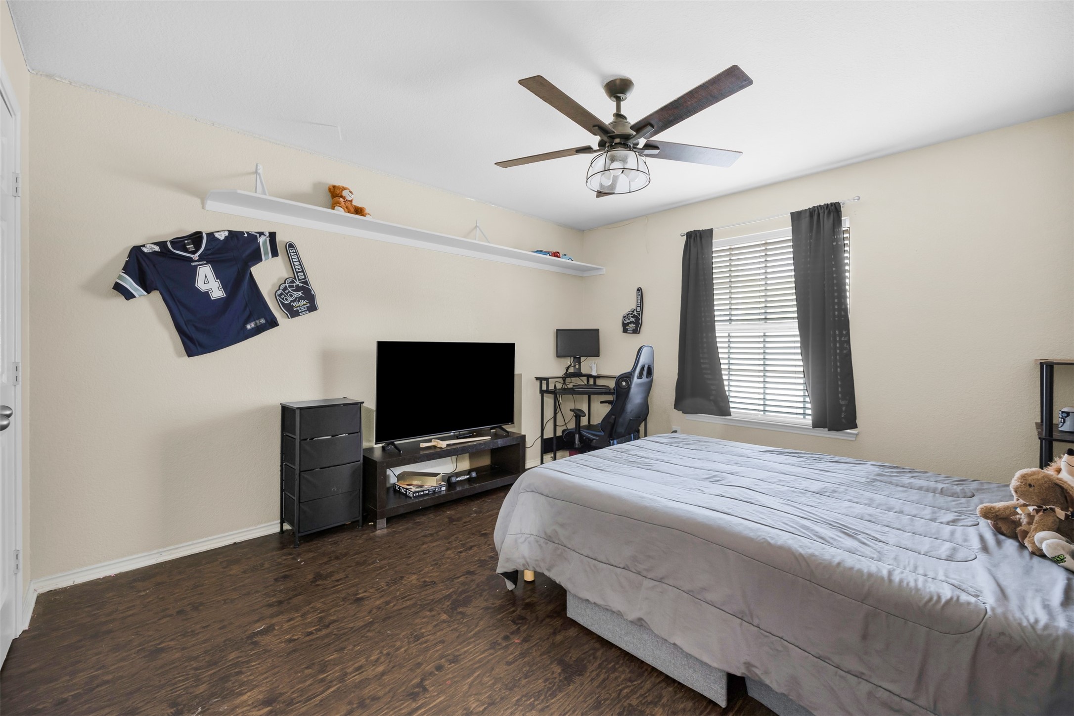 313 Angela Drive Burleson TX 76028