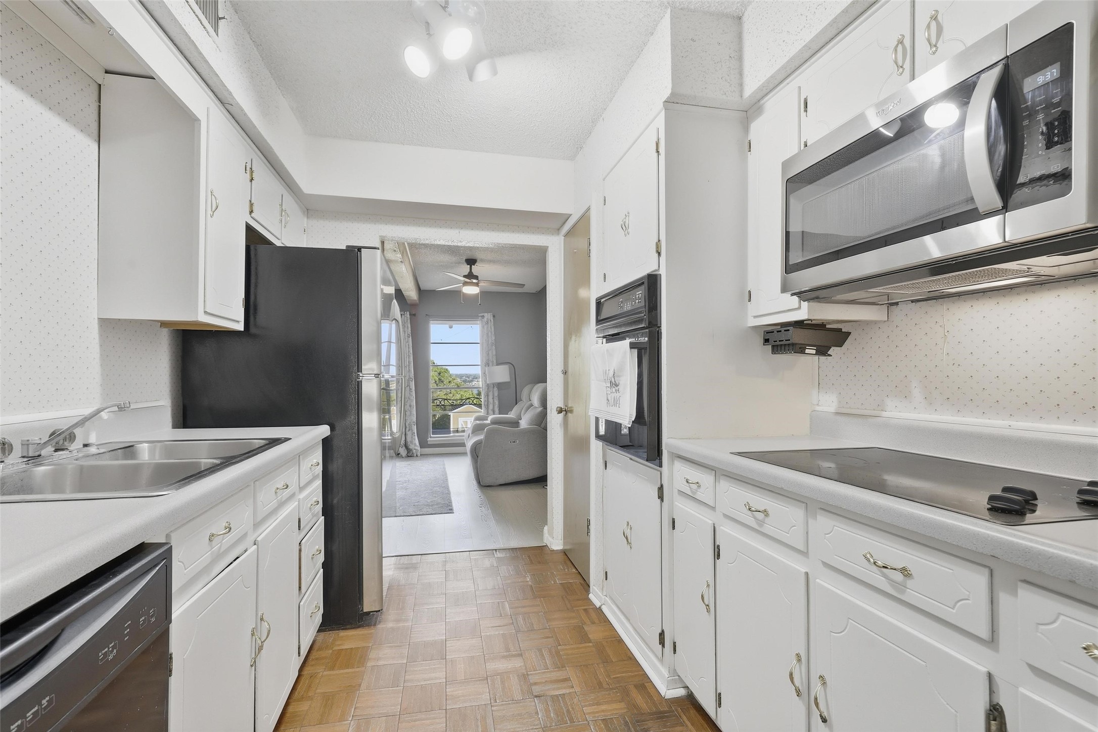 1106 Scenic Drive Granbury TX 76048