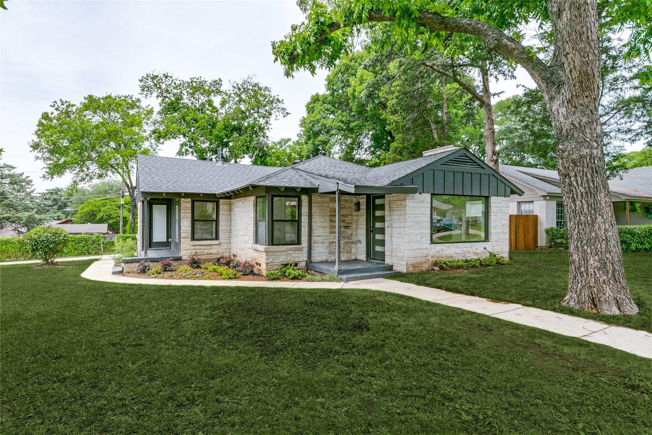 1447 Arizona Avenue Dallas TX 75216
