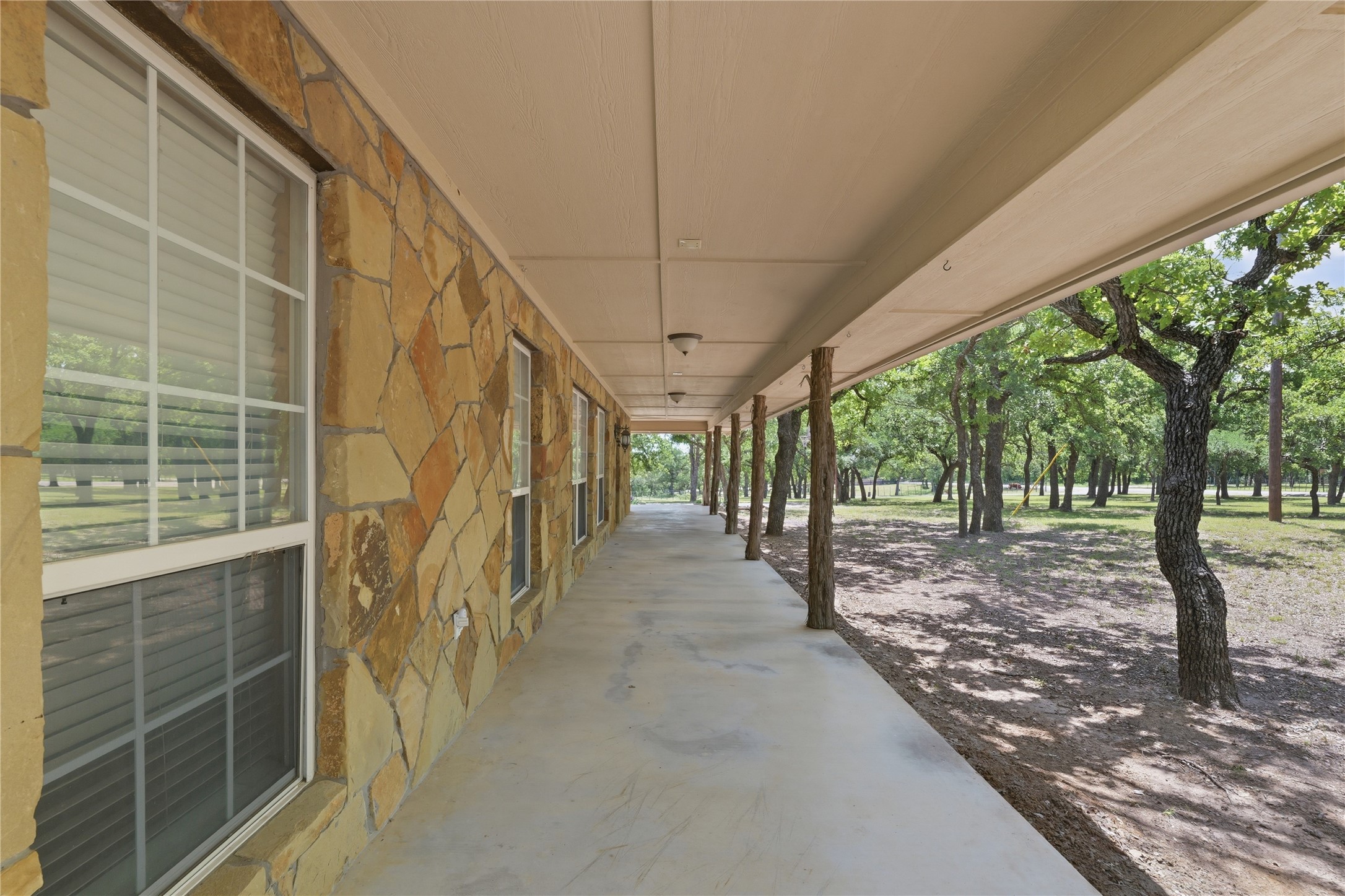 1528 Tidwell Road Brock TX 76087