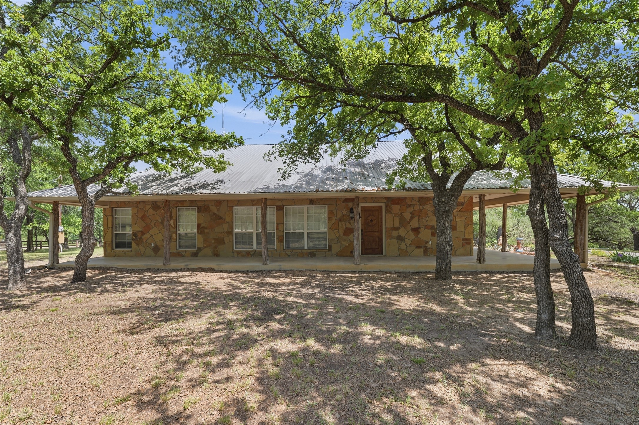 1528 Tidwell Road Brock TX 76087