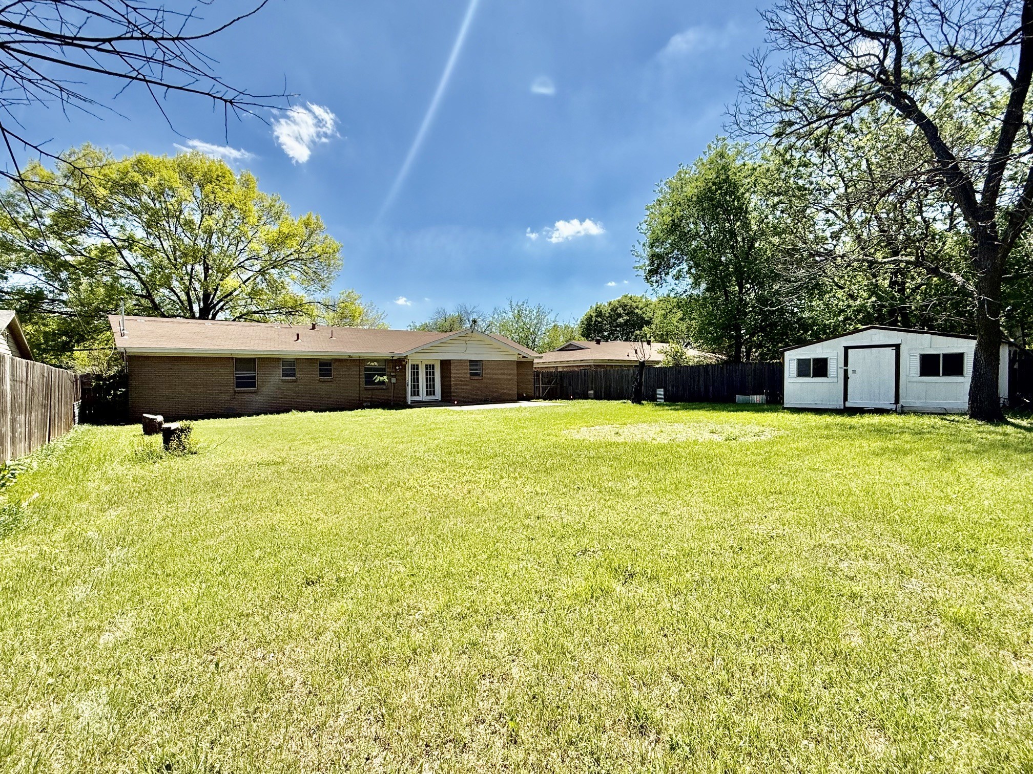 1114 Davis Street Cleburne TX 76033