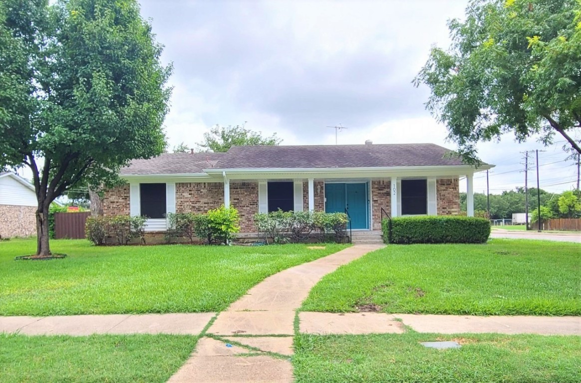102 E Woodbury Drive Garland TX 75041