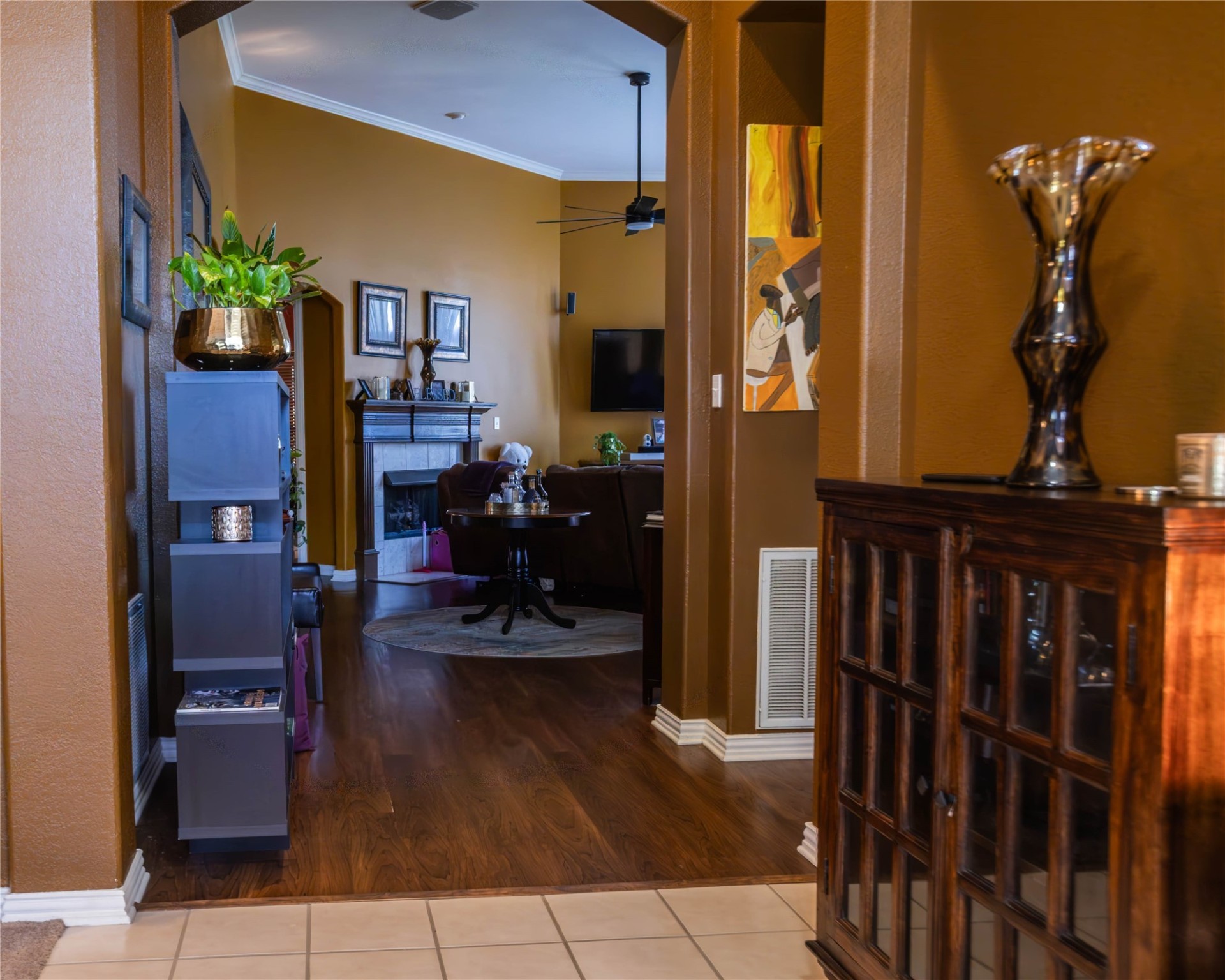 2405 Pine Hollow Court Arlington TX 76006