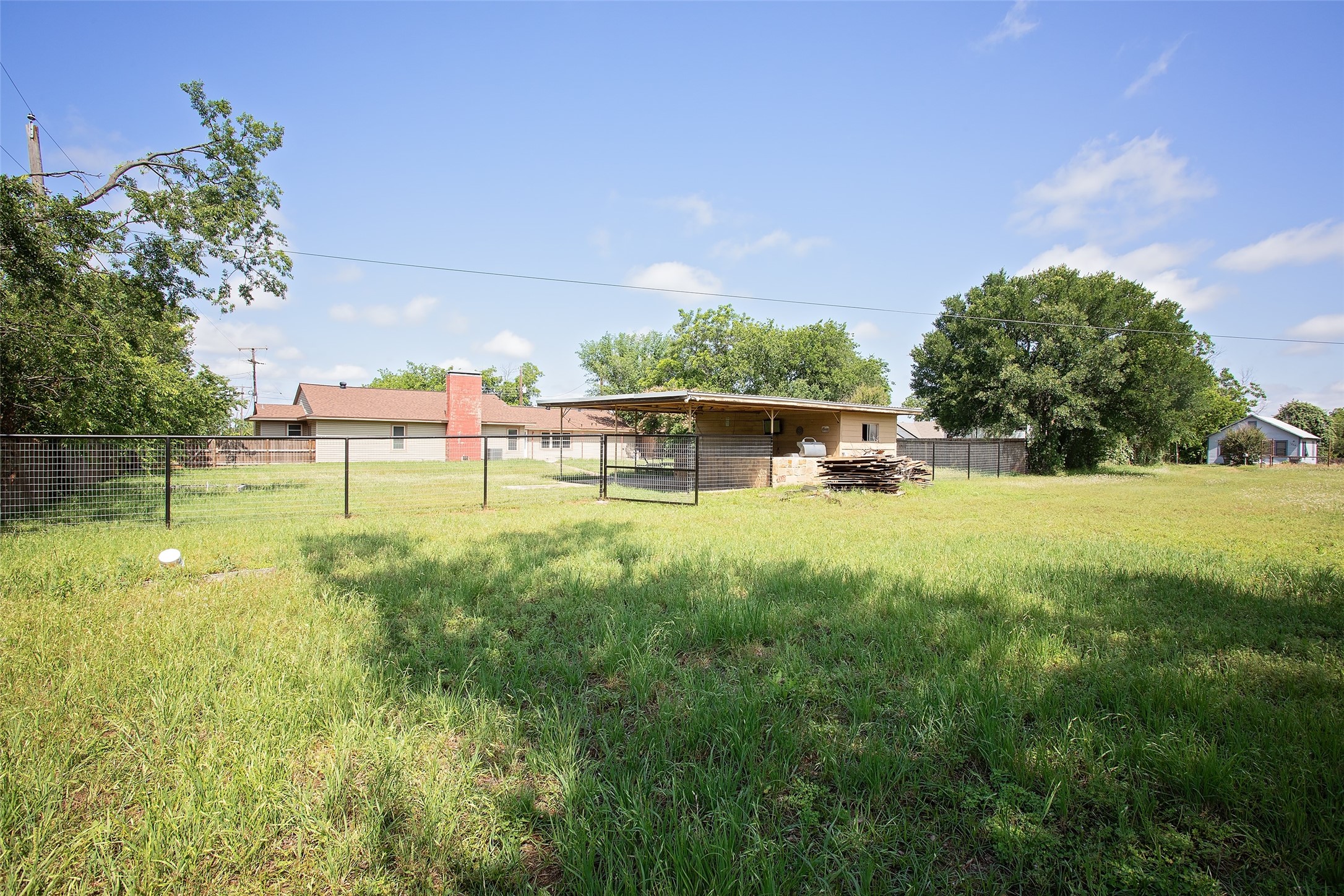 417 Summitt Avenue Graham TX 76450