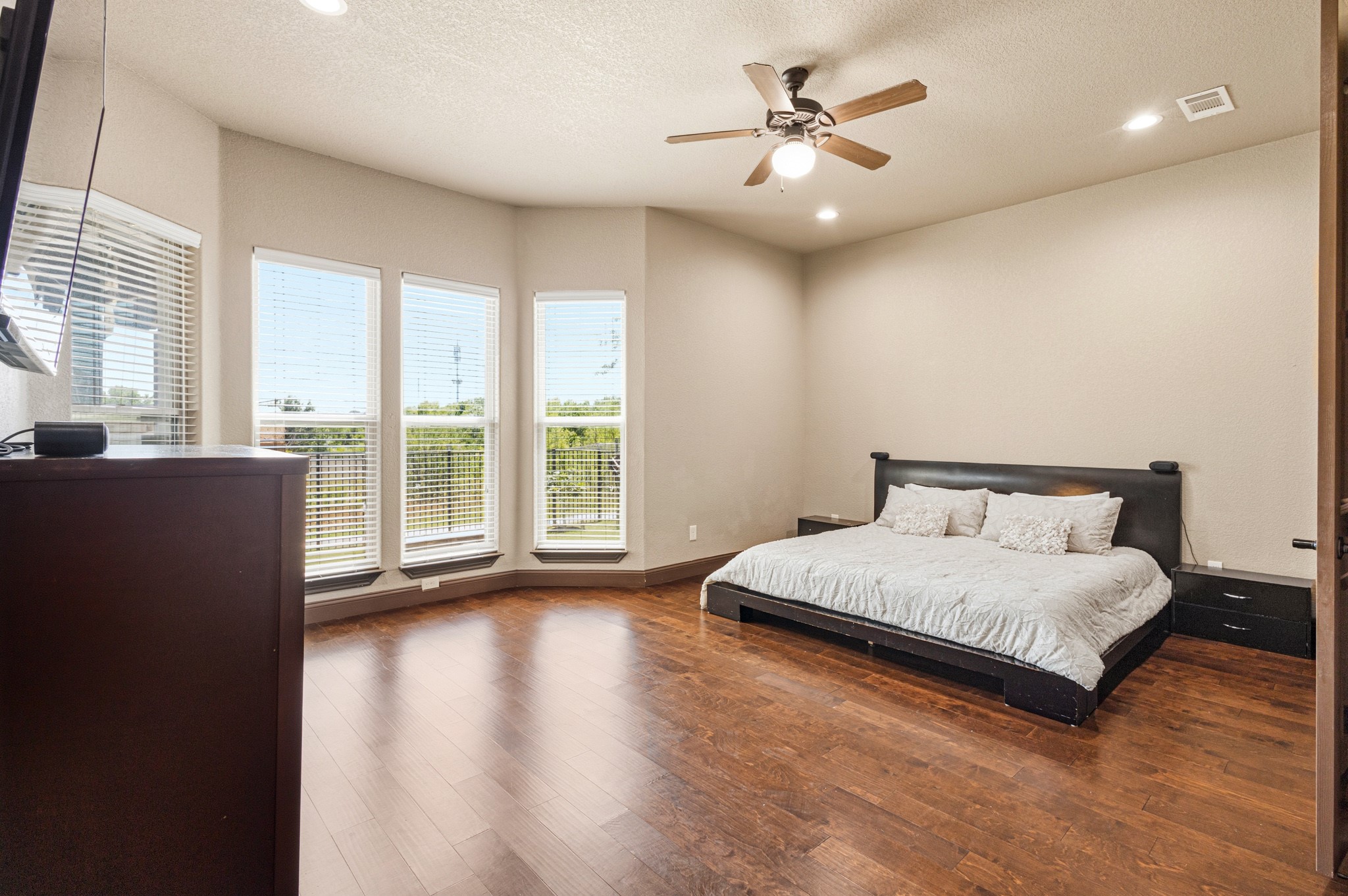 3512 Harlan Drive Sachse TX 75048