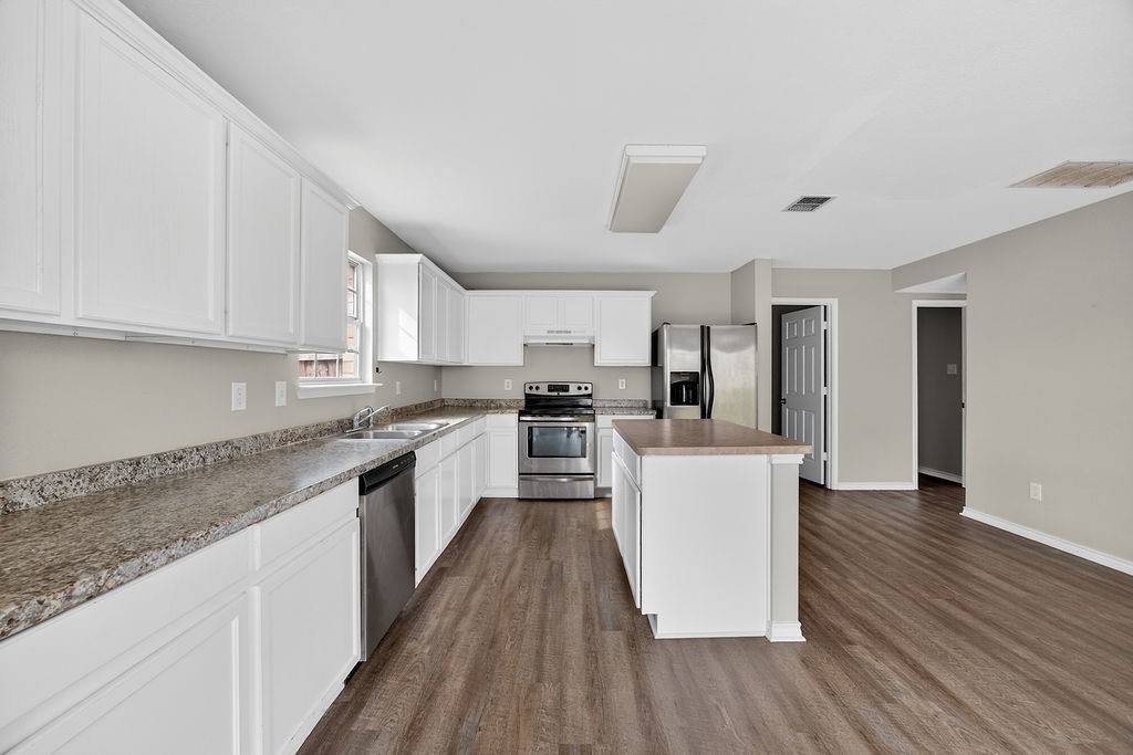 332 Bob White Drive Red Oak TX 75154