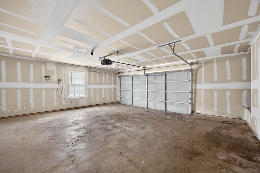332 Bob White Drive Red Oak TX 75154