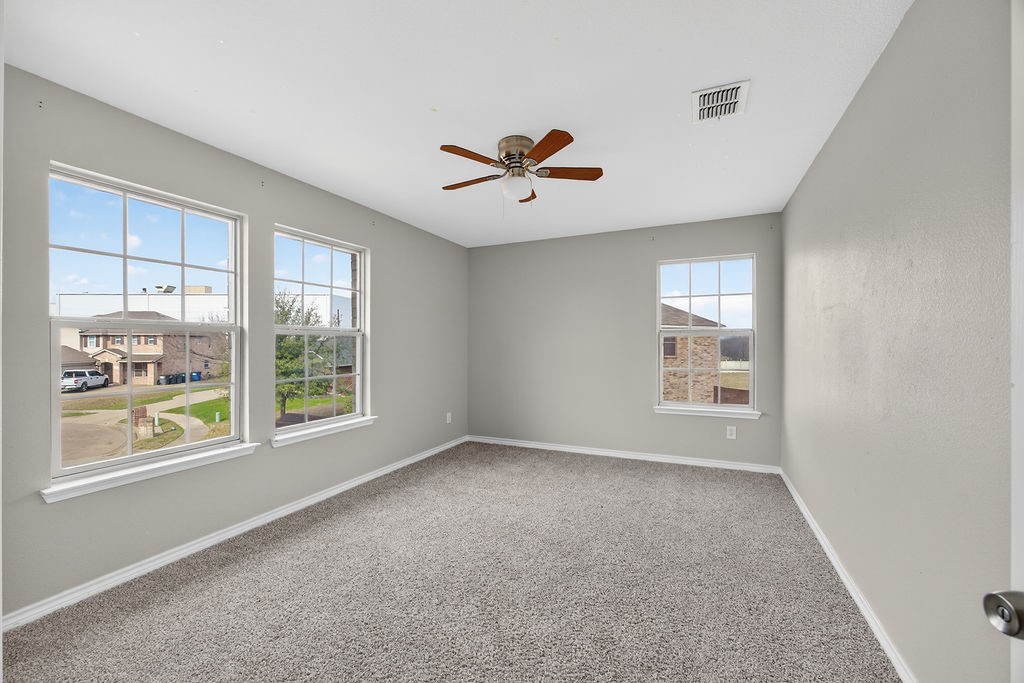 332 Bob White Drive Red Oak TX 75154