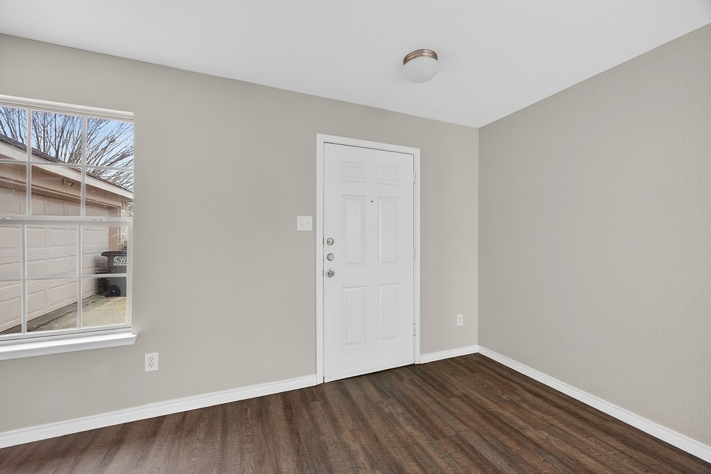 332 Bob White Drive Red Oak TX 75154