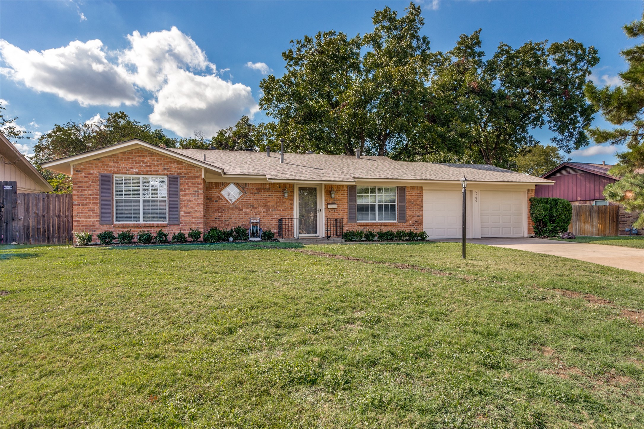 5700 Lubbock Avenue Fort Worth TX 76133