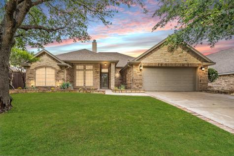 113 Water Wood Drive Saginaw TX 76179