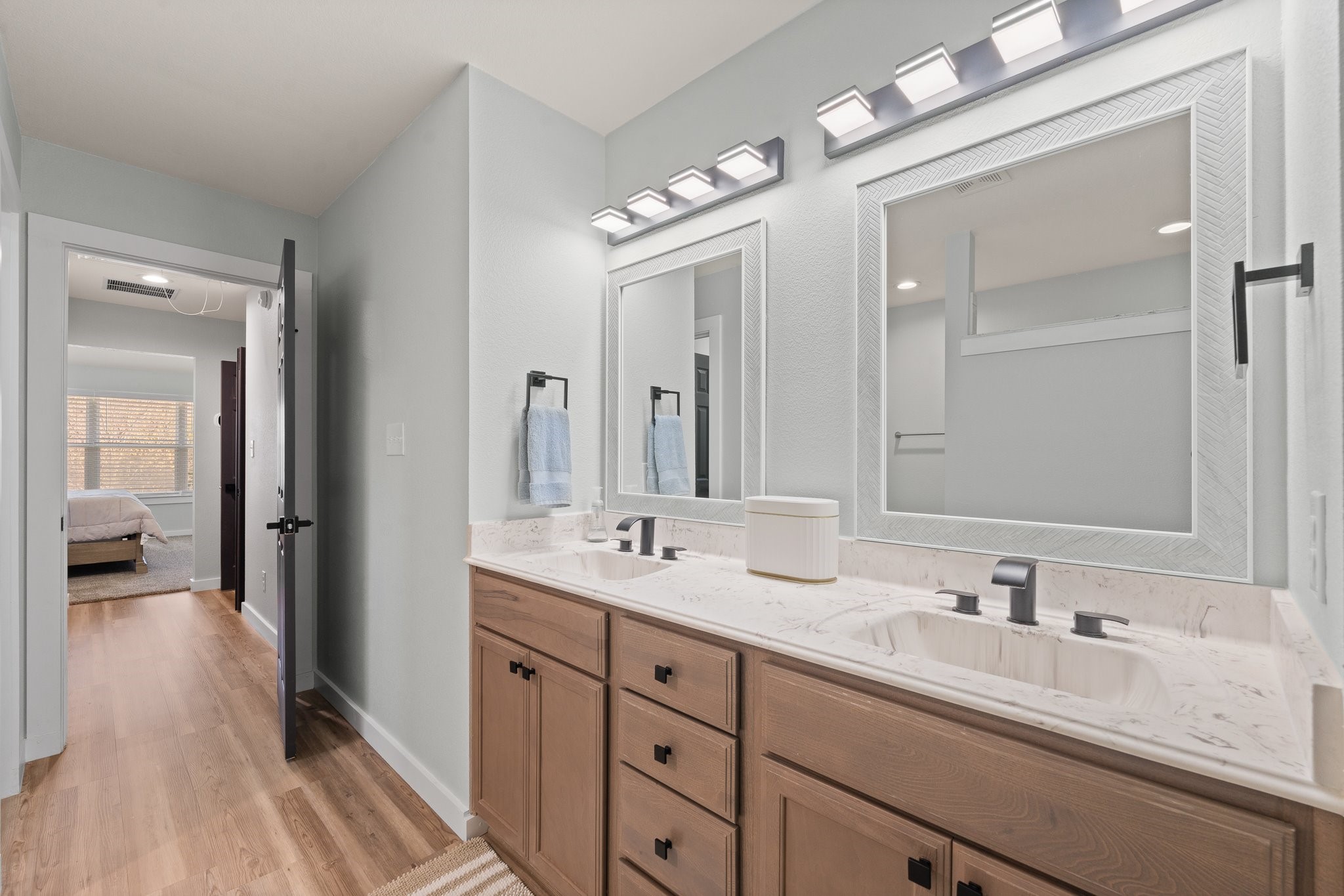 3137 Shoreline Drive Burleson TX 76028