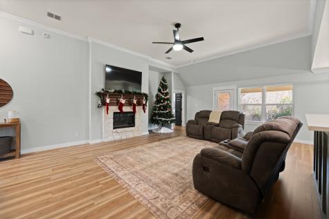 3137 Shoreline Drive Burleson TX 76028