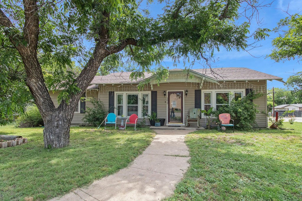 1417 S Colorado Street Coleman TX 76834